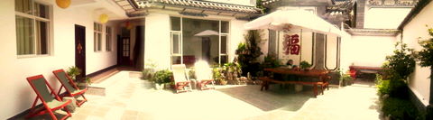 Courtyard Hotel China hostel hotel accommodation Dali China Yunnan guest house apartments